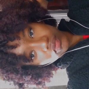 Meet your Posher, Shayla